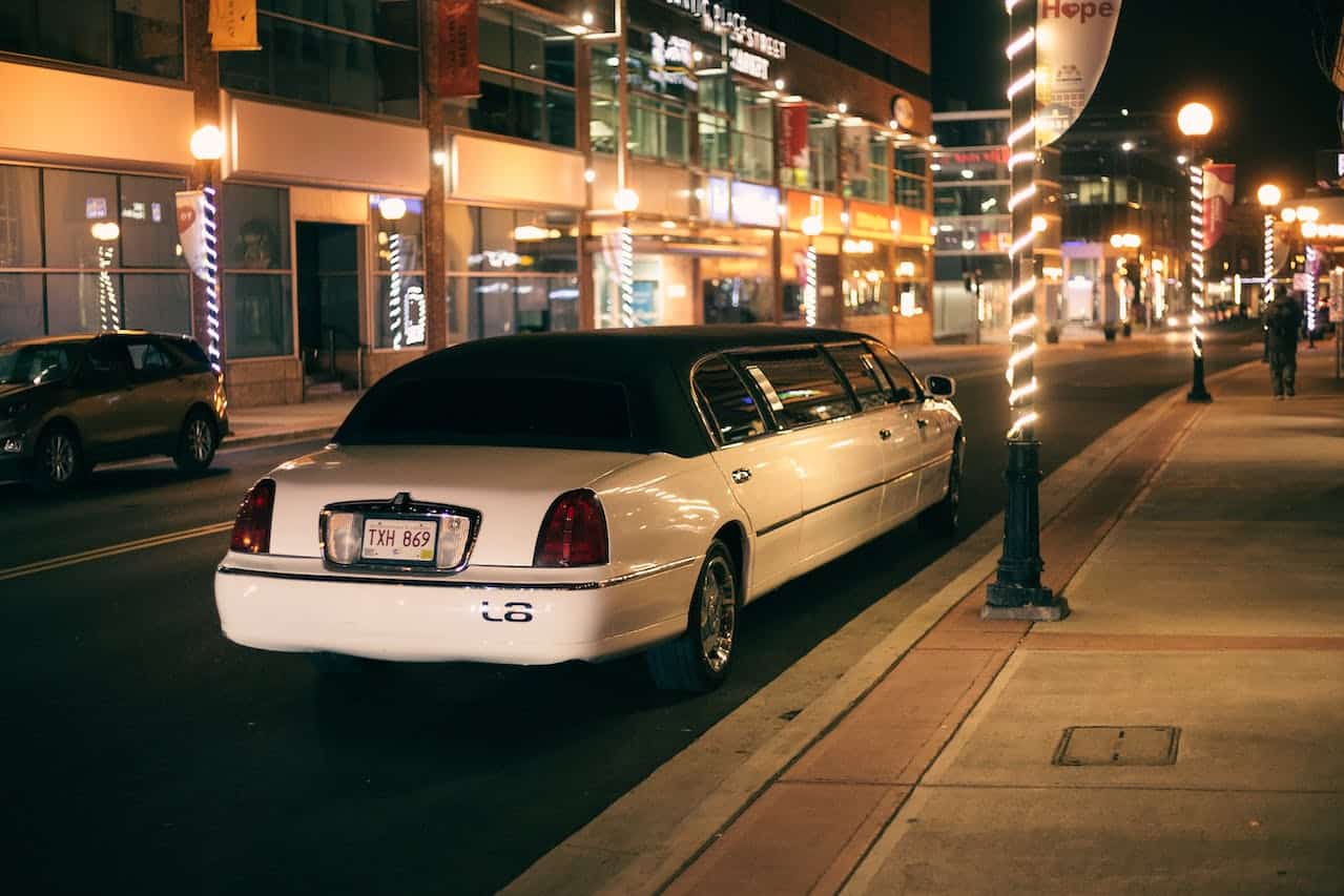 <span style="color: white;">Night Out in Limo</span>