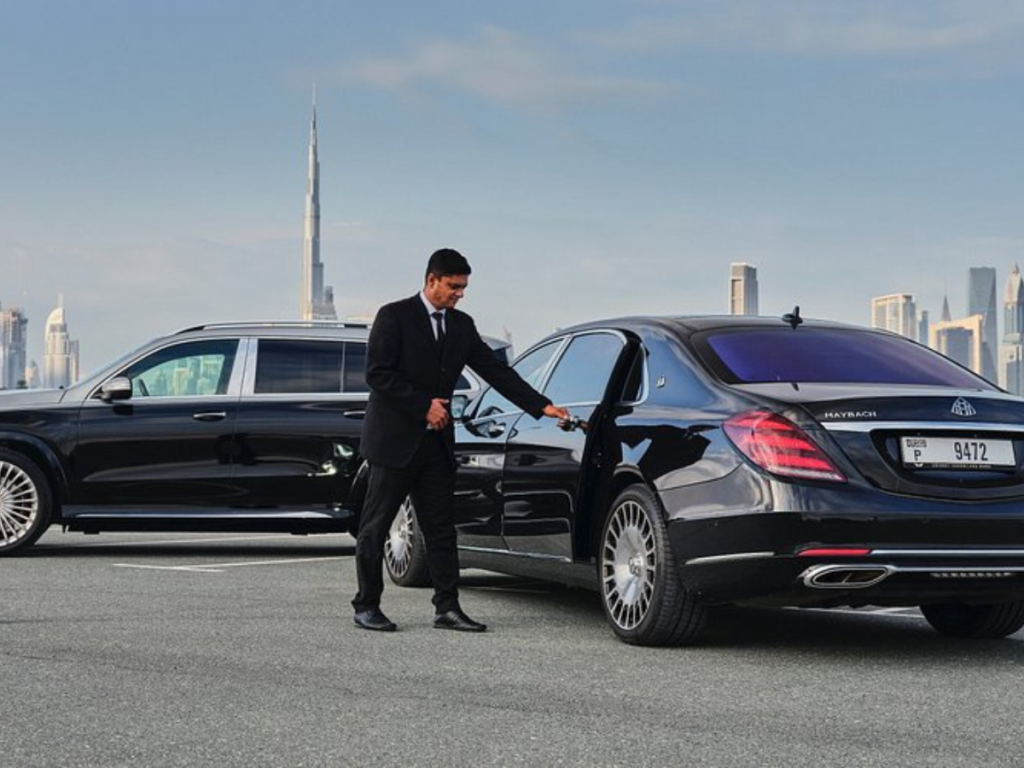 Dubai hotel chauffeur service luxury car