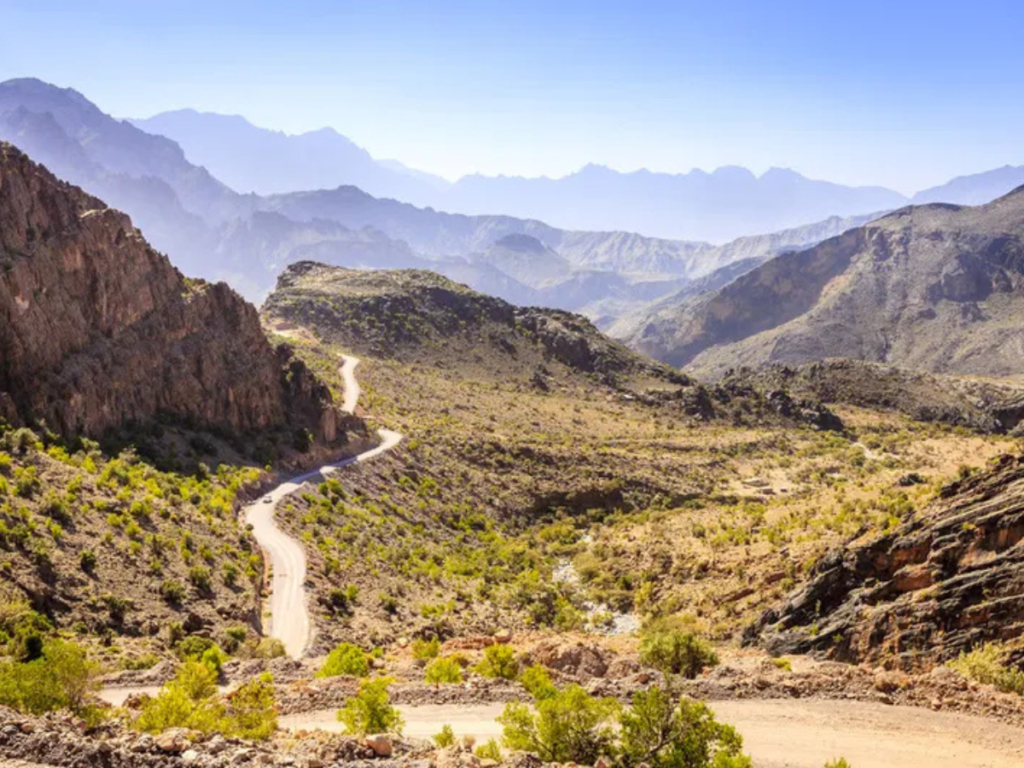 Dubai to Oman private transfer luxury SUV